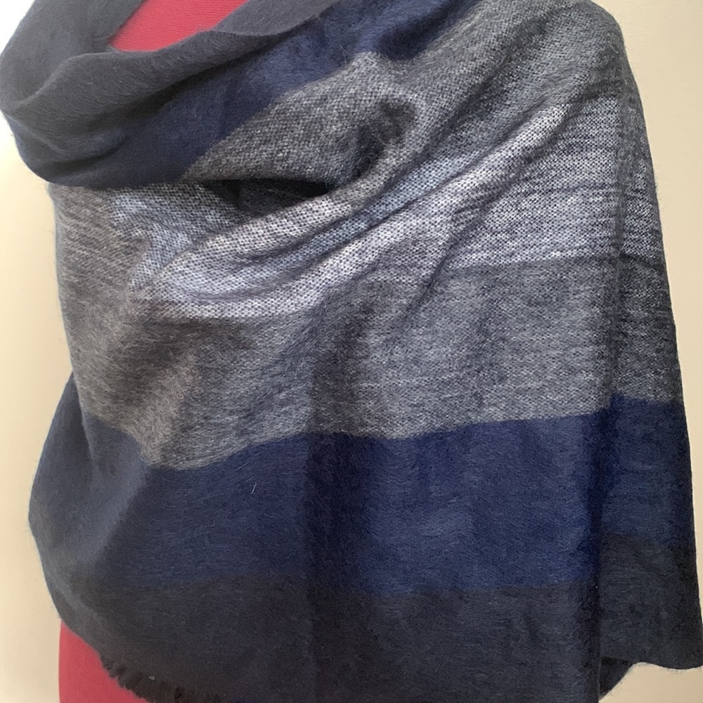 NWOT Little Otavalo Alpaca Wool Blanket Scarf Wrap - Picture 2 of 6